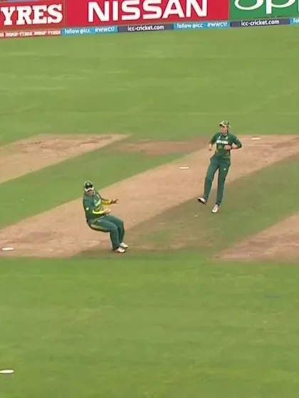 Logo of WICKET: Shabnim Ismail gets rid of Hasini Perera