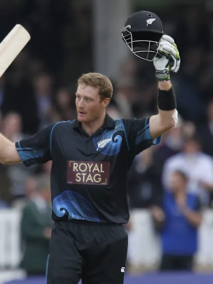 Guptill ton leads New Zealand to easy win over England