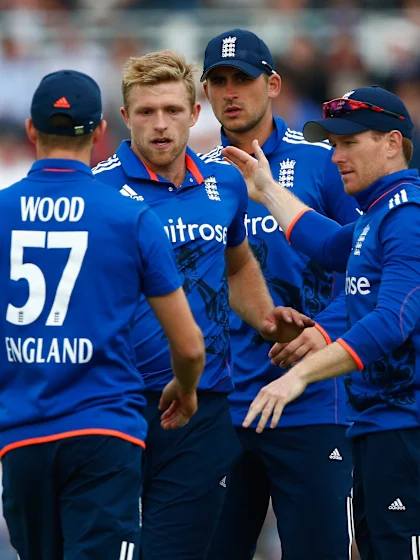 Chance for New Zealand to sew up series