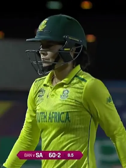 SA v BAN: Marizanne Kapp falls to Rumana Ahmed 