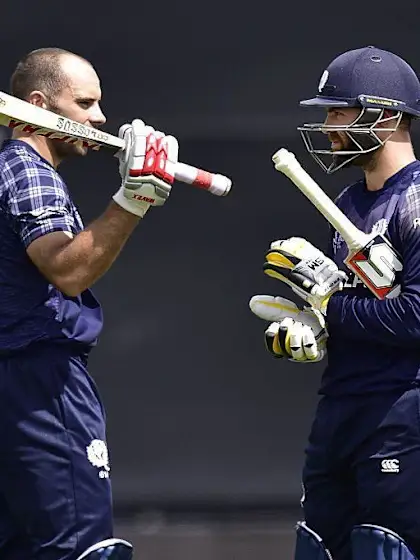 Coetzer, Mommsen tons stud comprehensive Scotland win