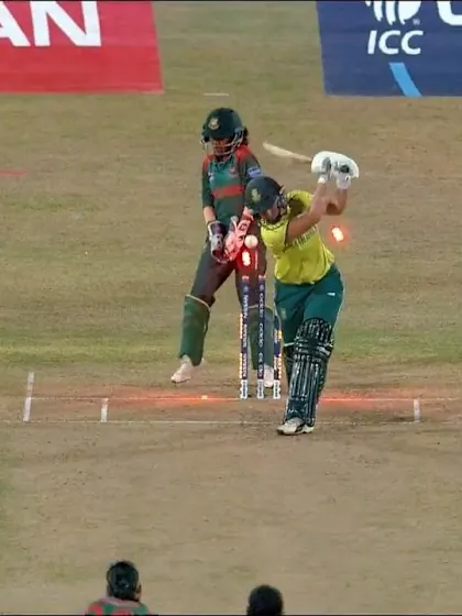 SA v BAN: Nahida Akter dismisses Dane van Niekerk on her second delivery