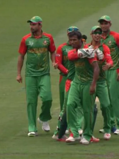Virat Kohli dismissal v Bangladesh CWC15