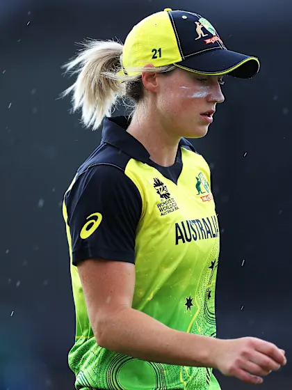 Ellyse Perry claims top honours in ICC Awards of the Decade