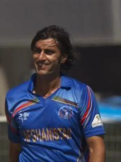 Shapoor Zadran , 4-38 vs Scotland
