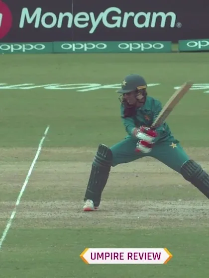 IND v PAK: Aliya Riaz is stumped for 4