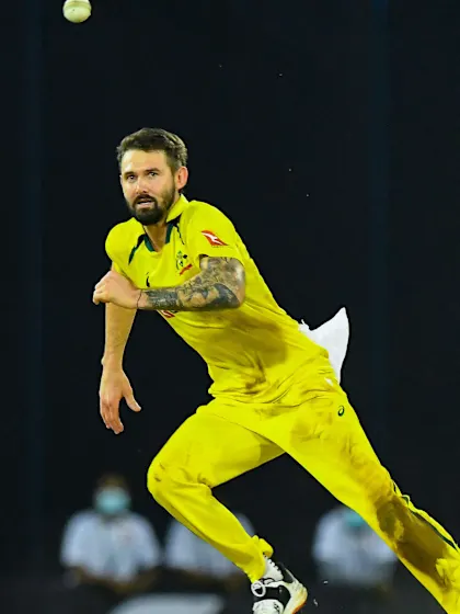 Australia quicks impress as Hasaranga can't save Sri Lanka