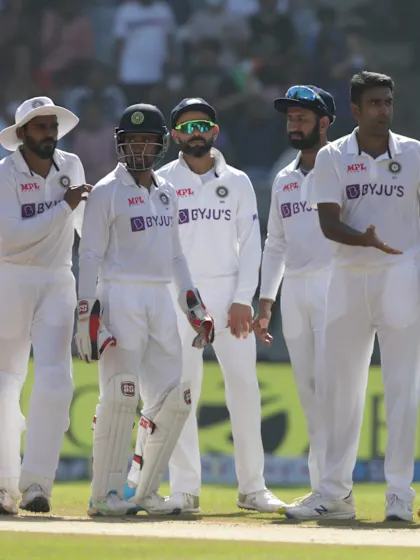 Spinners floor New Zealand as India close in on win