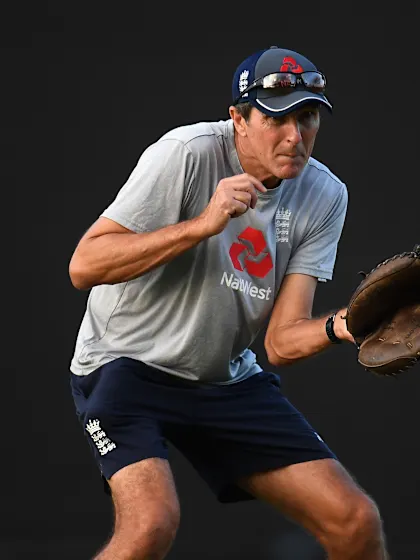 England head coach Mark Robinson lends support to women’s age-group World Cup