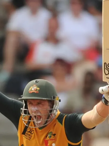 Michael Hussey's match-winning hit | Bira 91 Six Days of Sixes
