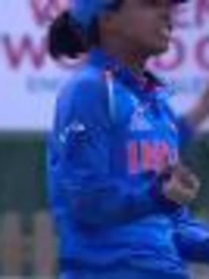 WICKET: Ayesha Zafar falls to Ekta Bisht for 1