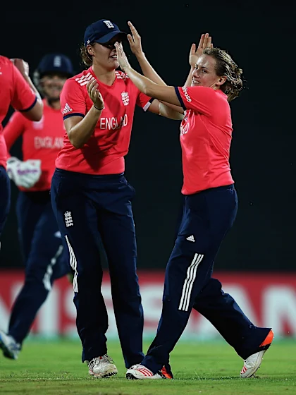 England and New Zealand emerge as serious contenders for women’s title after unbeaten runs