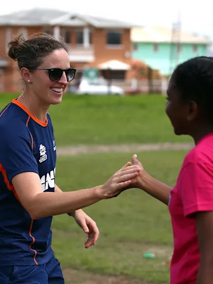Satterthwaite takes break from cricket to have first child