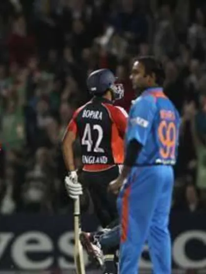 England hold their nerve as India lose again