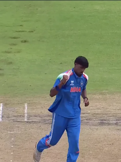 Mason Clarke - Wicket - India vs New Zealand