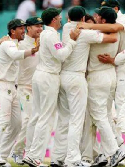 Australia crush India to take 2-0 series lead