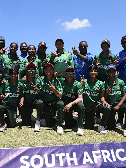 Sri Lanka fall 10 short, as Bangladesh continue to impress