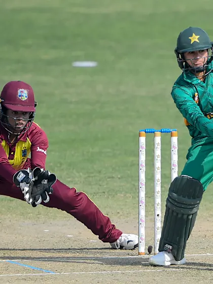 All-round Nida Dar gives Pakistan special win