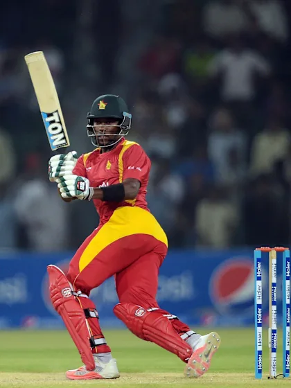 Elton Chigumbura suspended for two ODIs for slow over-rate