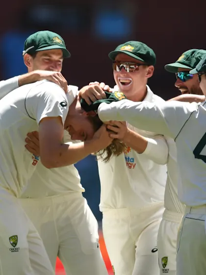 Cricket fraternity reacts to Australia's 'unreal' performance