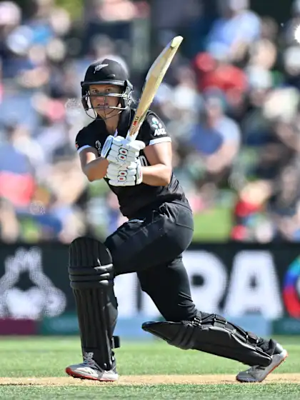 Day 22 Talking Points: Bates has a day out against gritty Pakistan but New Zealand left to rue missed opportunities
