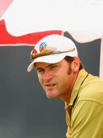 Tributes pour in for Taufel, the 'best by far'