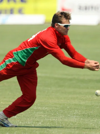 Bowling action of Zimbabwe's Malcolm Waller found to be legal