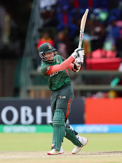 Zawad Abrar ends the Powerplay with a six | U19 CWC 2026