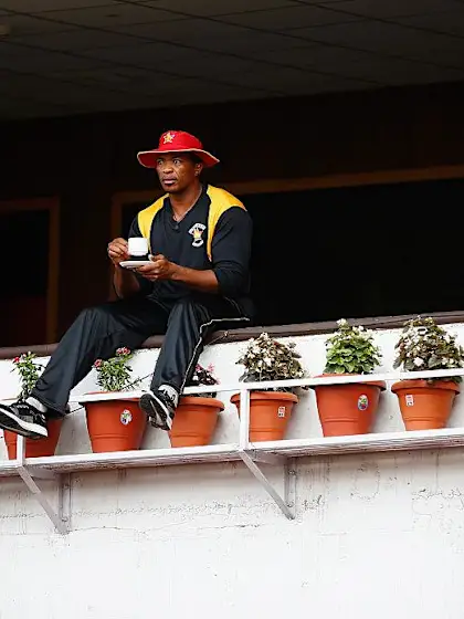 Makhaya Ntini resigns as Zimbabwe bowling coach