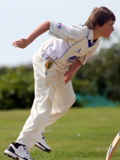 Leinster 'Find a fast bowler' award goes to Josh Little