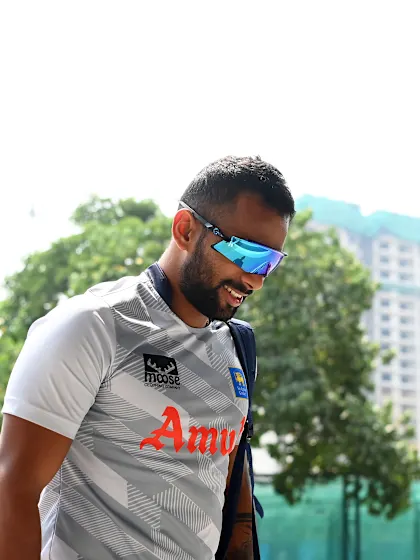 Karunaratne approved as replacement for Shanaka in Sri Lanka squad