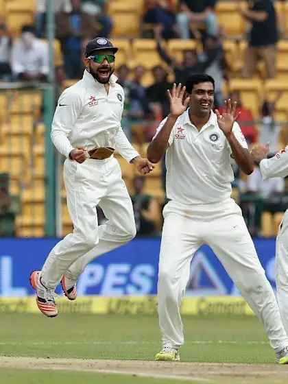 India steady after spinners restrict South Africa 