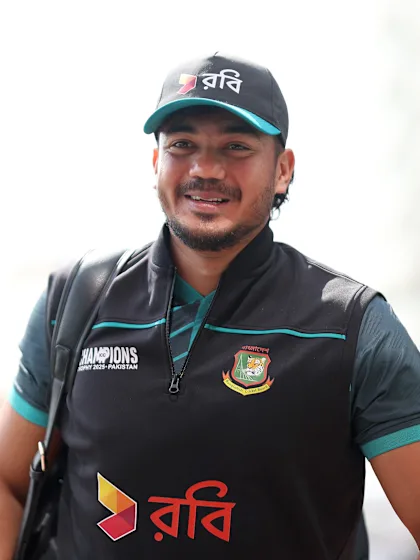 Key Bangladesh pacer provides important update on fitness
