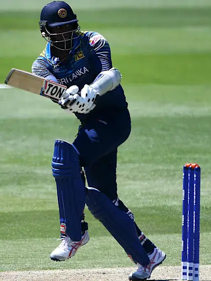 Sri Lanka gets Mathews boost in must-win game