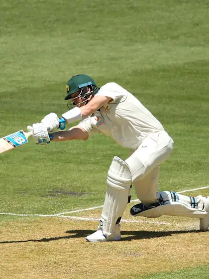 Steve Smith edges Australia ahead on opening day of Boxing Day Test