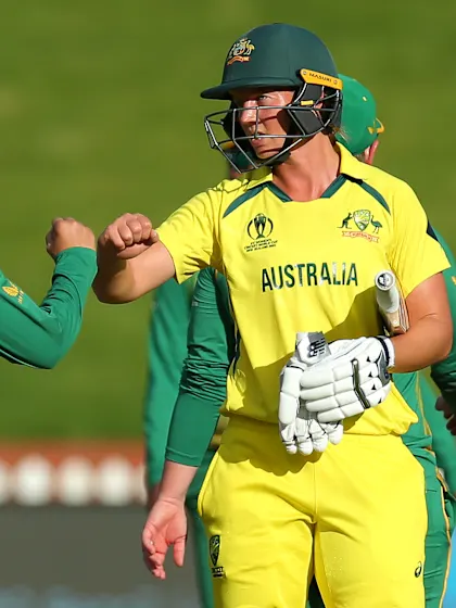 Imperious Lanning leads Australia past South Africa