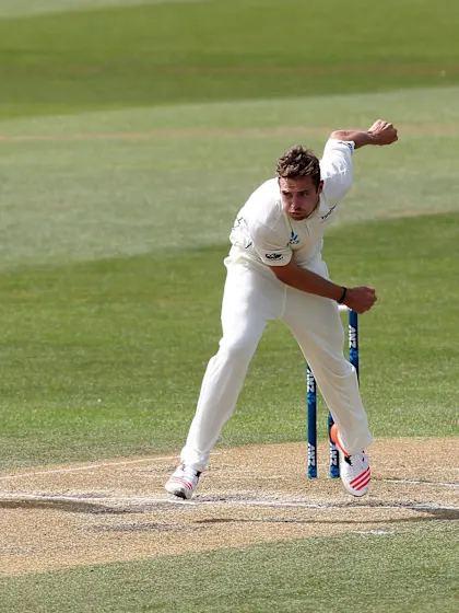 Rain hampers New Zealand push for victory