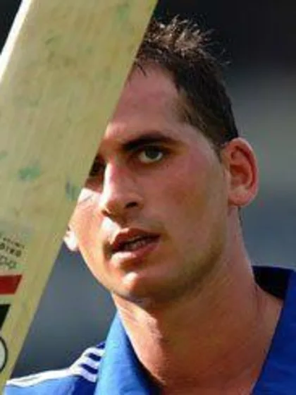 Alex Hales slots in for David Warner at Sunrisers Hyderabad