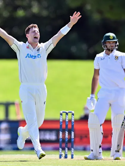 Henry's heroics has New Zealand in control