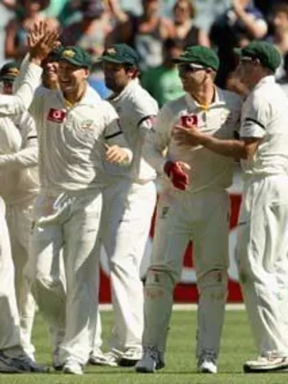 Australia wins Melbourne Test by 122 runs