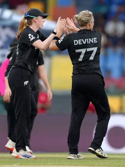 Devine removes Athapaththu | CWC25