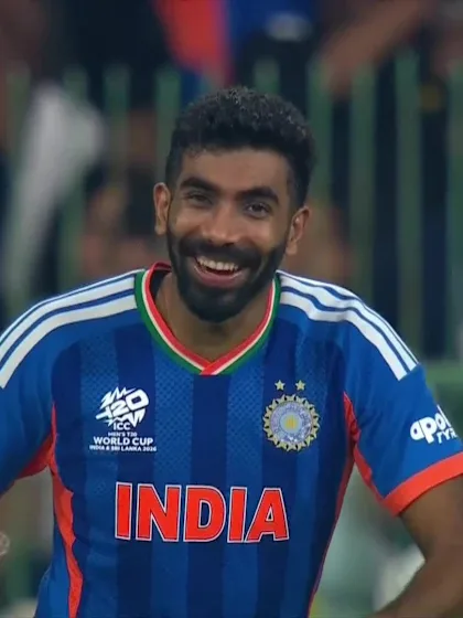 Usman Tariq - Wicket - India vs Pakistan