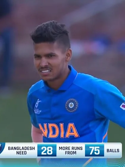 ICC U19 CWC: IND v BAN – Ball rears over 'keeper for four after pitching on foot hole