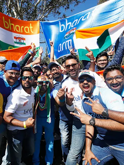 New Zealand keep hopes alive while India maintain perfection