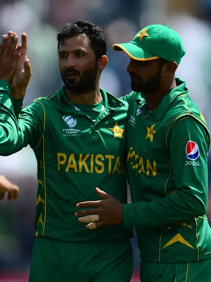 Bowlers, Fakhar-Azhar knock England out