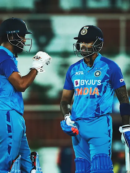 Logo of Out-of-form India star gets Ponting's backing for World Cup spot