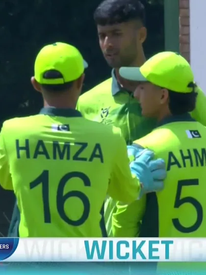 Tom Jones - Wicket - Pakistan vs New Zealand