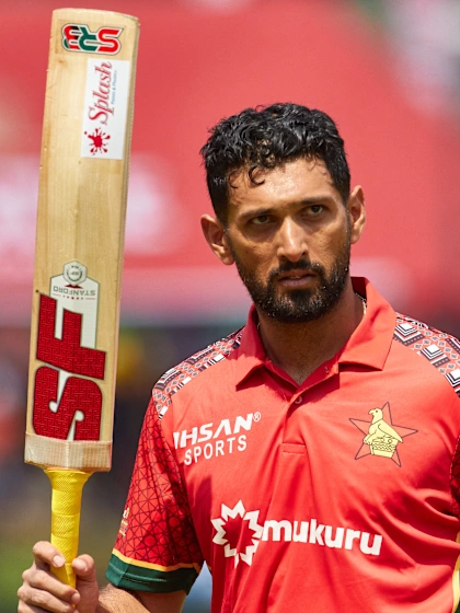 Zimbabwe star closes in on top spot in Men’s Rankings 