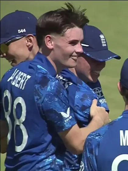 Alex Young - Wicket - Australia vs England