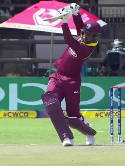 CWCQ: Shimron Hetmyer blasts a huge six!